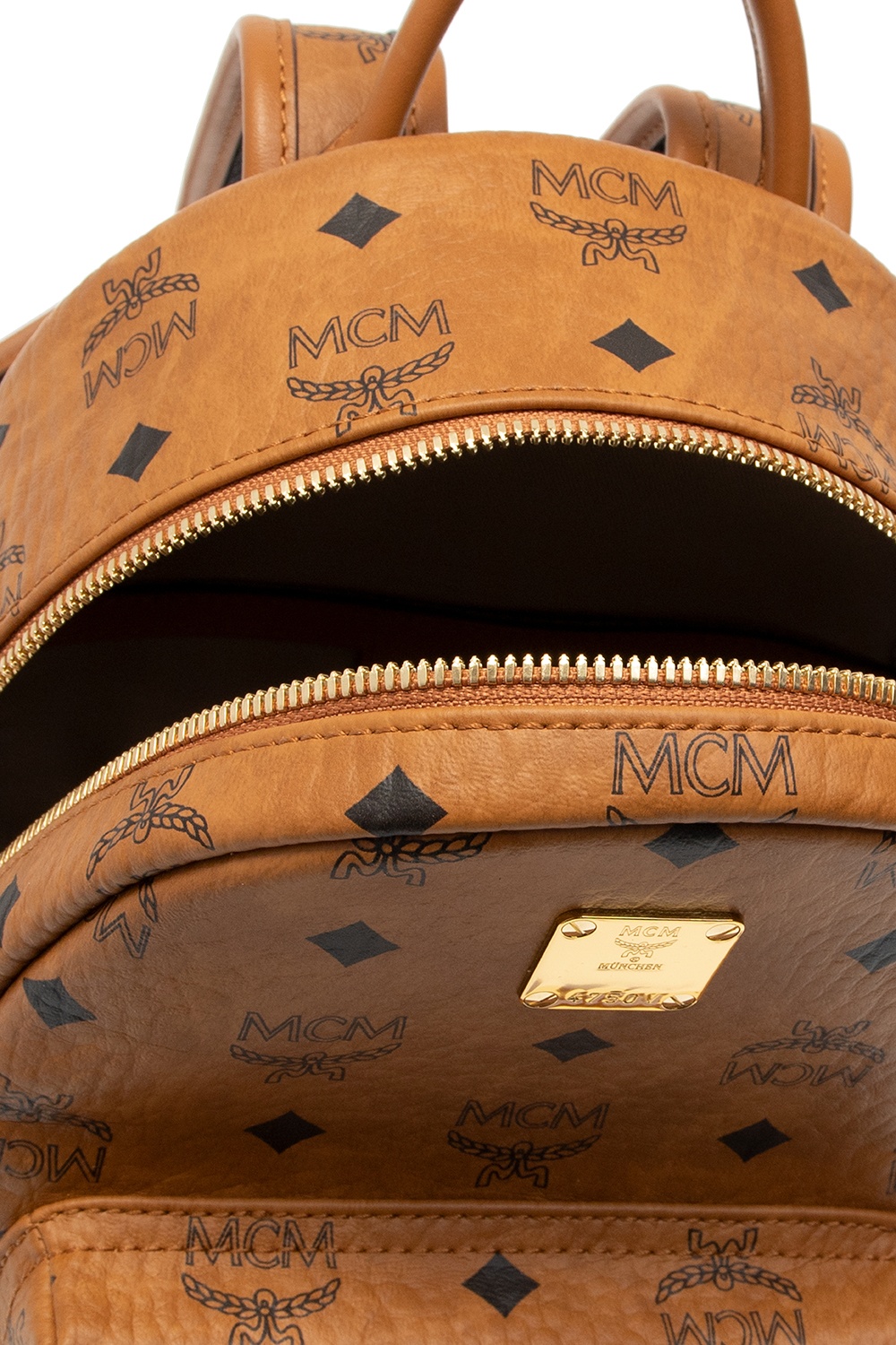 Mcm backpack clearance hotsell